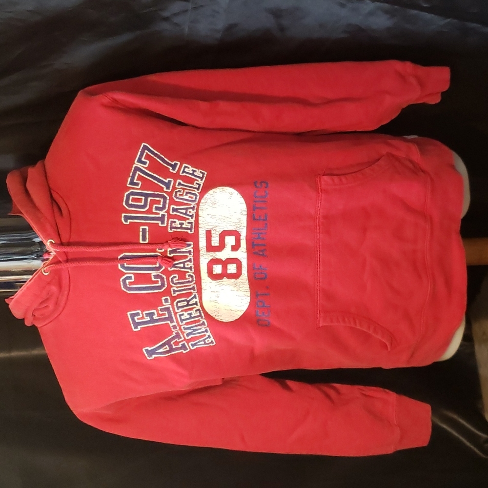 Red vintage American Eagle pullover hoodie
